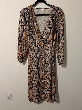 Snake Print Long Sleeve Midi Dress in Beige and Brown